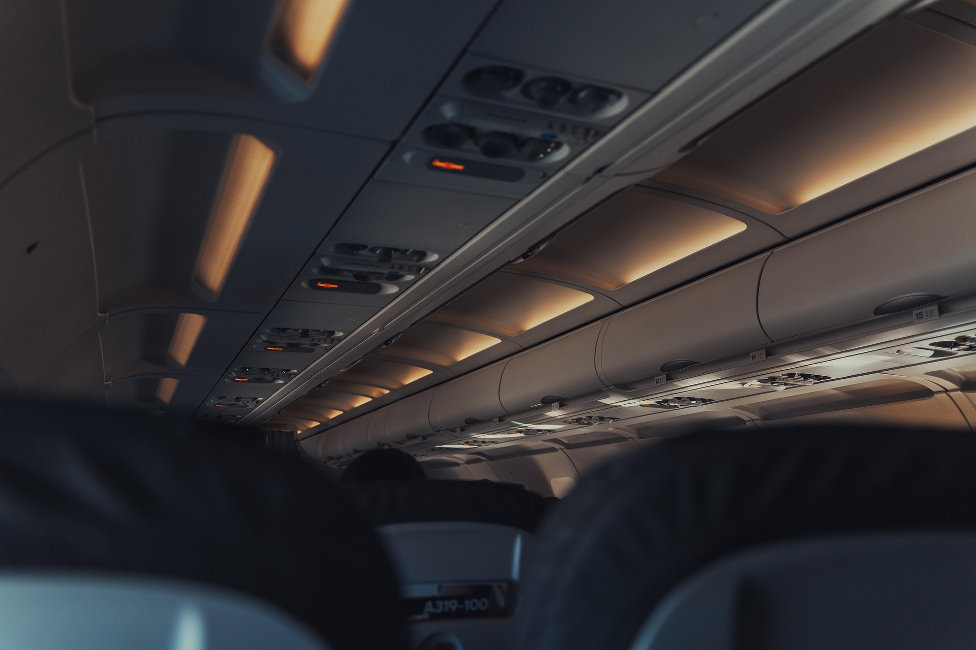 AZUR air в ТОП-3 международных перевозчиков России